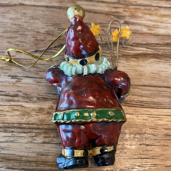 Seven Vintage Santa Resin Ornaments - Picture 6 of 11